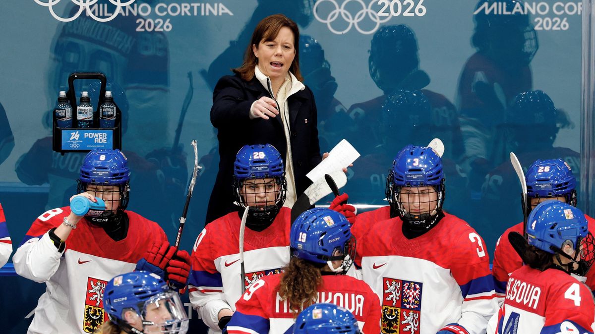 Trenérka českých hokejistek MacLeodová přeruší kariéru kvůli léčbě rakoviny
